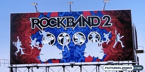 Guitar Hero World Tour vs Rock Band 2: Battle of Band Games