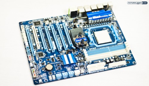 gigabyte_ga890fxa_ud7-2