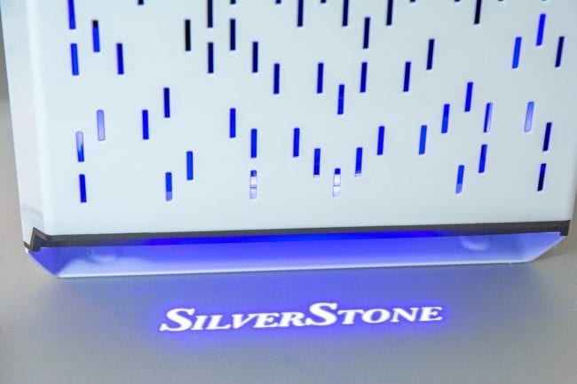 SilverStone PM02 Logo Projection